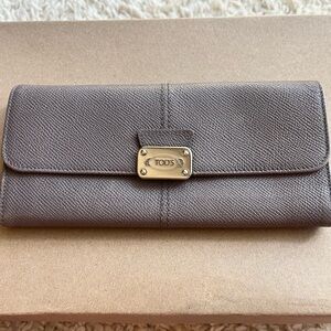 Tod’s Leather Wallet